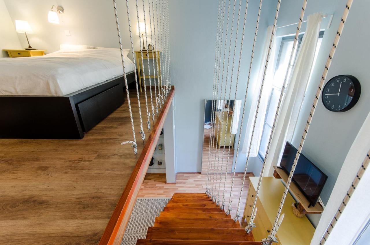 Paulay'S Studio Apartment In The City Center. Budapest Bagian luar foto