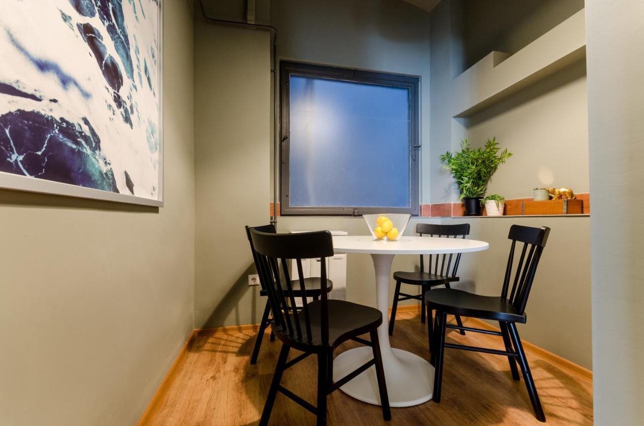 Paulay'S Studio Apartment In The City Center. Budapest Bagian luar foto
